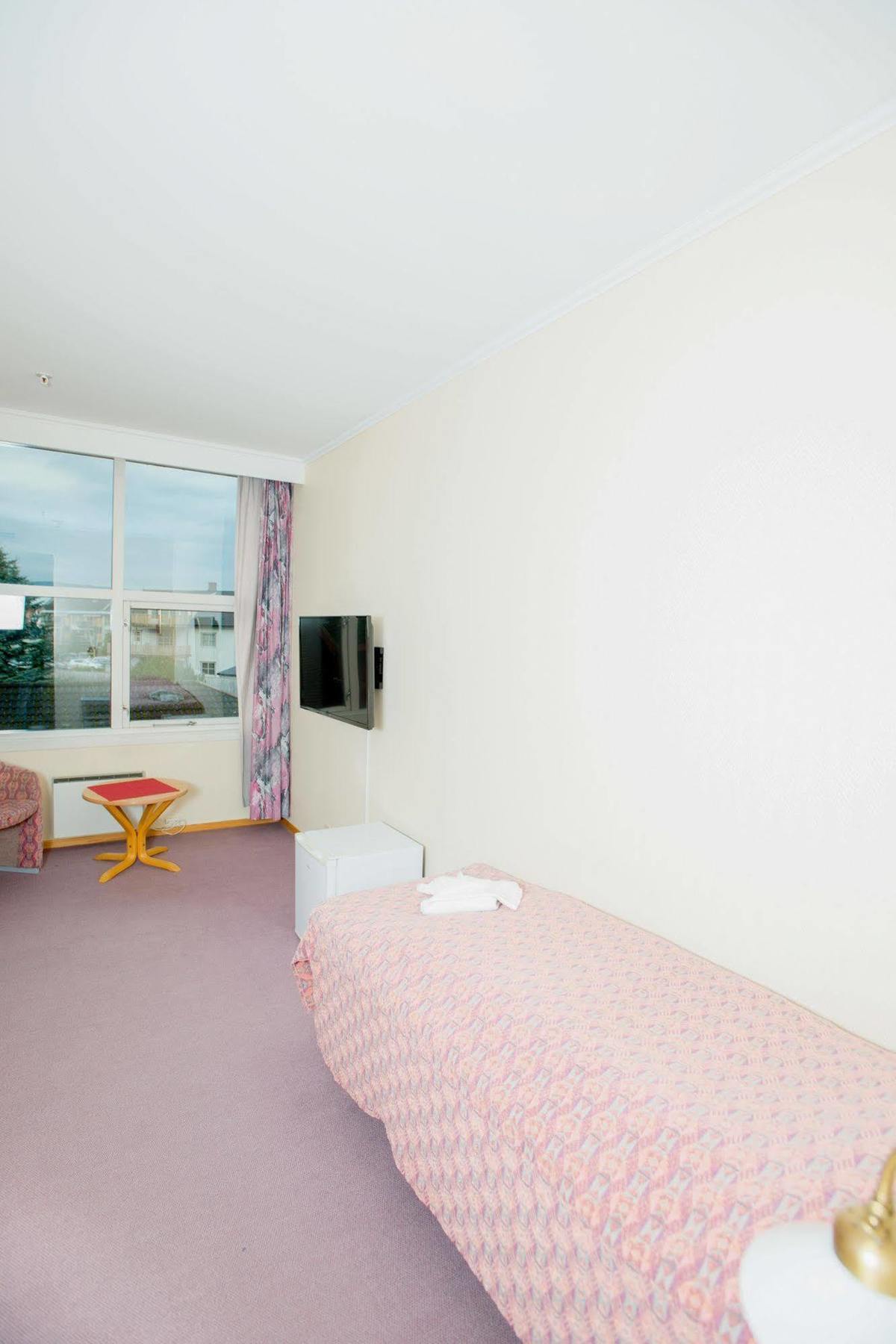 Stiklestad Park Hotel Verdalsora Luaran gambar